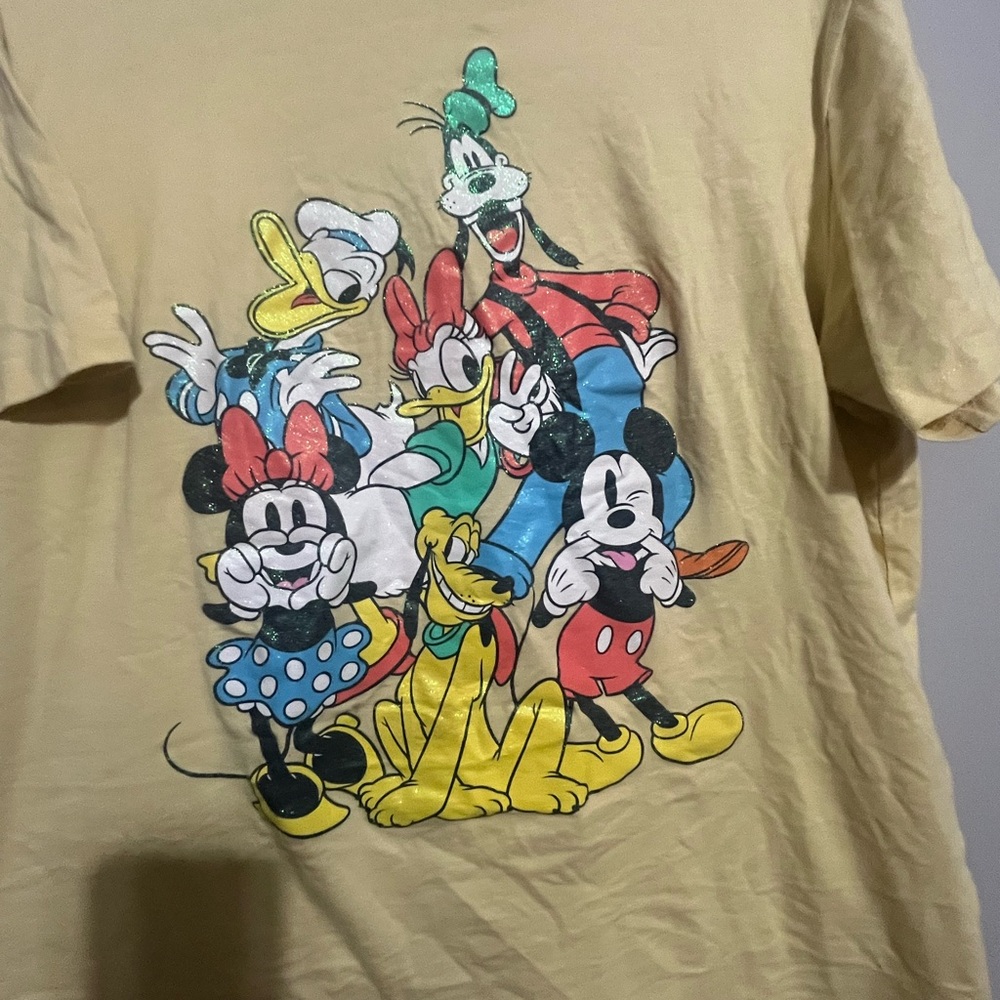 Disney Men's Mickey and Friends Yellow T-Shirt Characters Making‎ Funny Faces L - Picture 2 of 6
